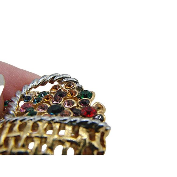 Lot 4 Vintage Brooches Angel Enamel Flower Rhinestone Basket and Heart Gold Tone - Picture 5 of 11